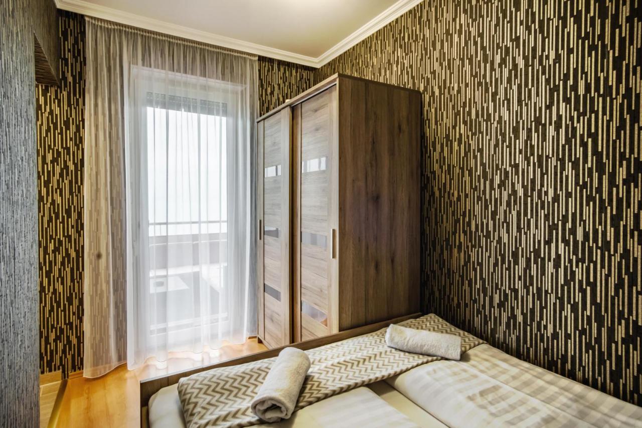 Myflat Club 218 Golden Beach Wellness Apartment Siófok Esterno foto